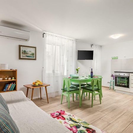 Adeona Apartments Rijeka Bagian luar foto