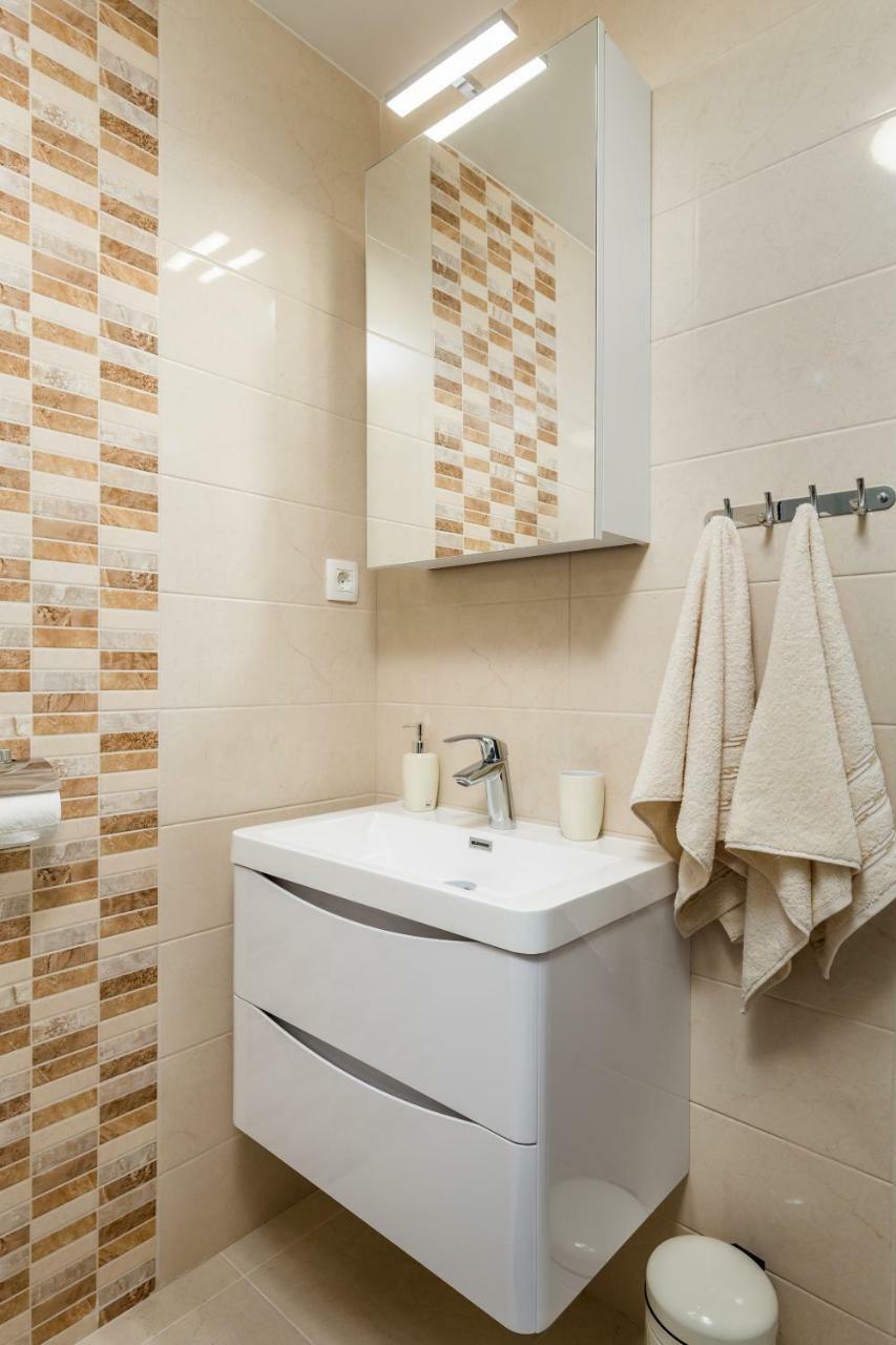 Adeona Apartments Rijeka Bagian luar foto