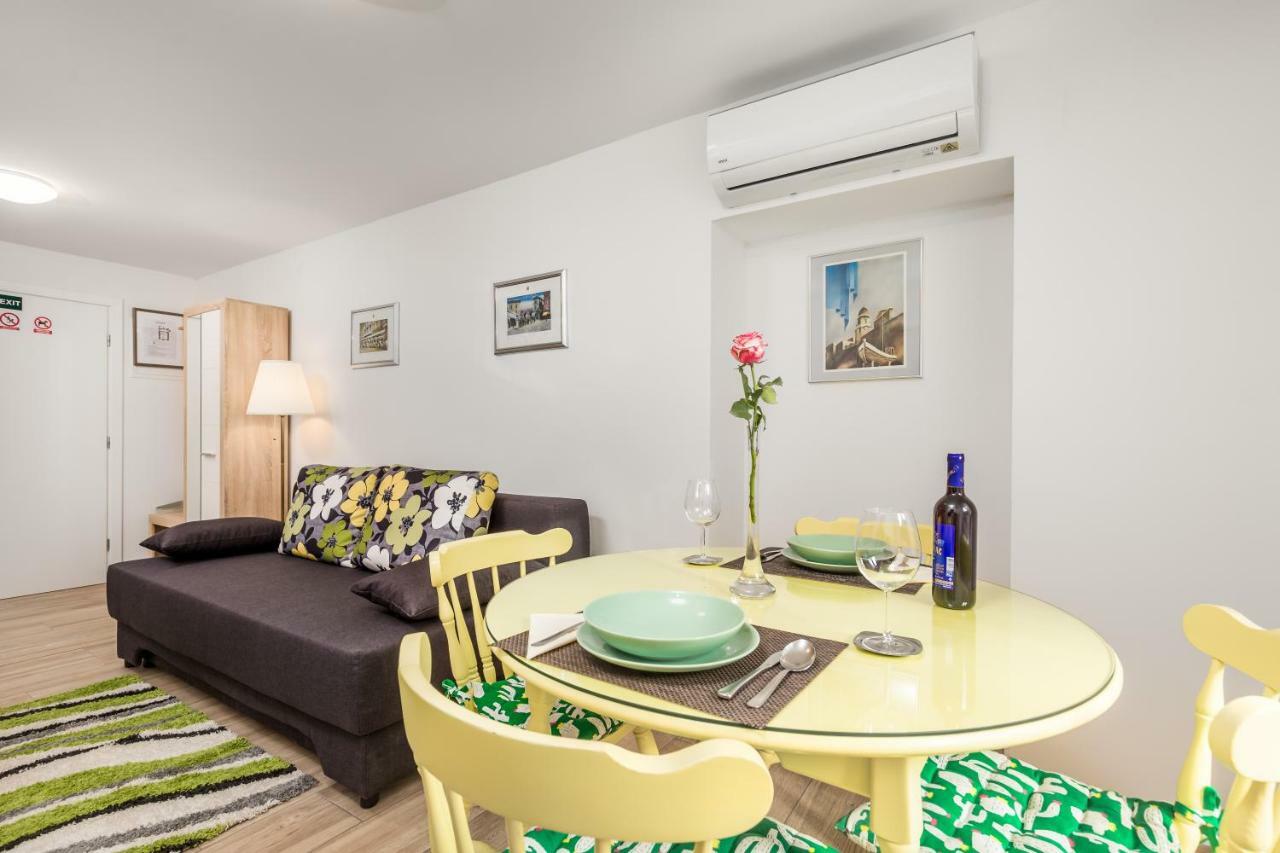 Adeona Apartments Rijeka Bagian luar foto
