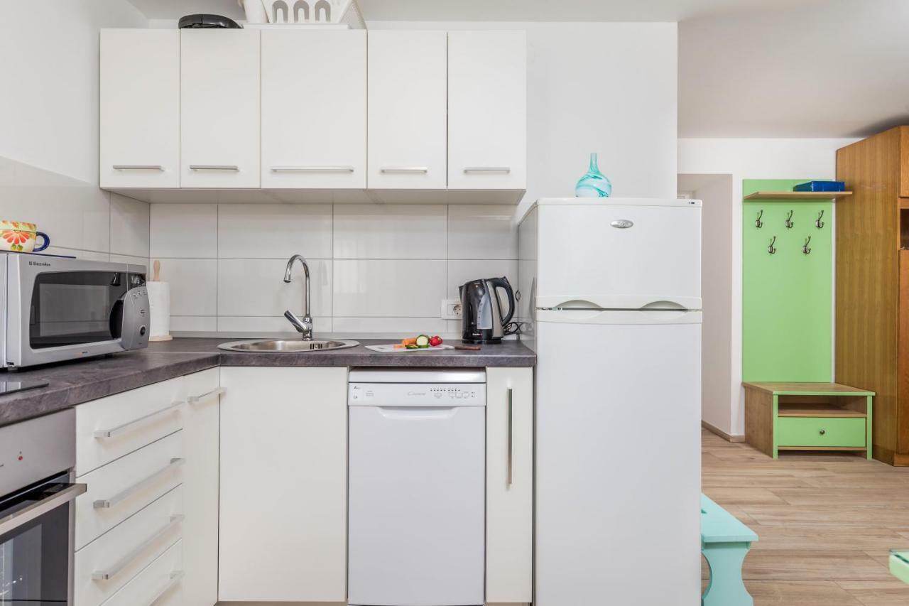 Adeona Apartments Rijeka Bagian luar foto
